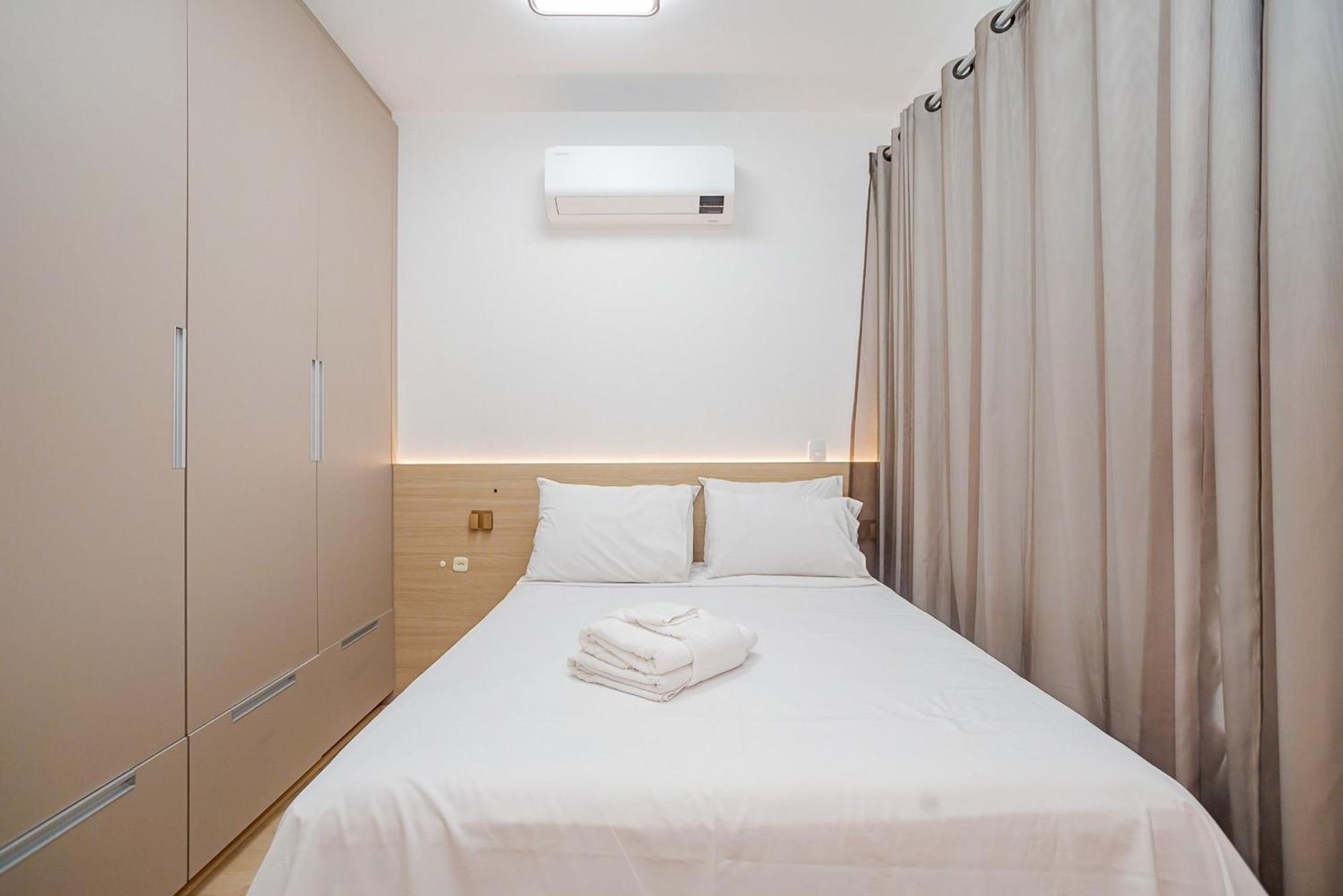 Apartamento Cwbe Residencial *